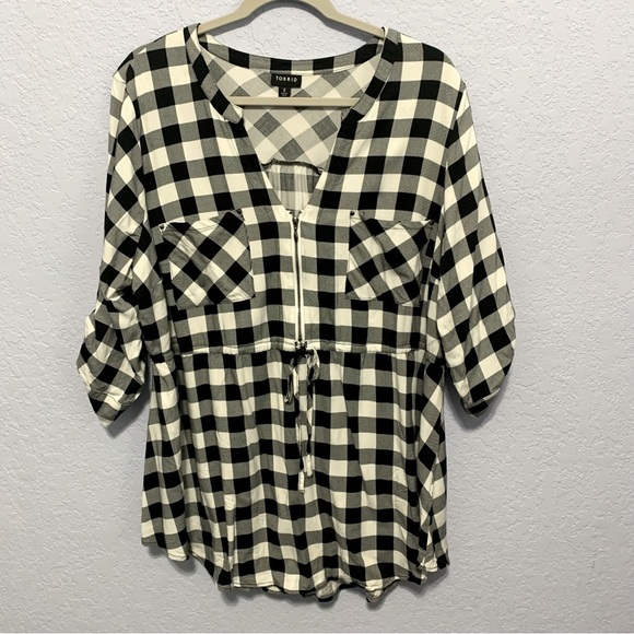 torrid Tops - Torrid Babydoll Stretch Challis Zip-Front Tunic Top